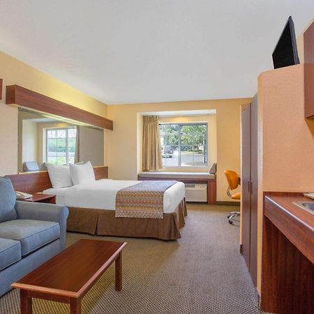 Microtel Inn & Suites By Wyndham Kannapolis/Concord Экстерьер фото