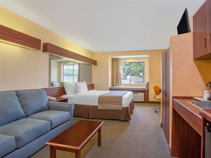 Microtel Inn & Suites By Wyndham Kannapolis/Concord Экстерьер фото